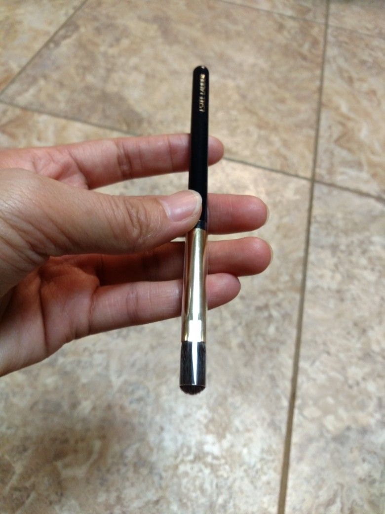 Estee Lauder Blending Shadow Brush