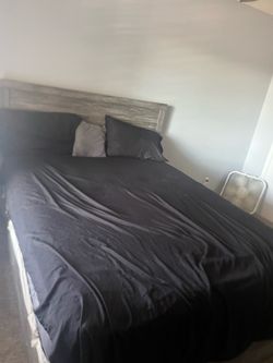 Bed, Dresser