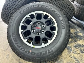 4X OEM 17" 2025 toyota tacoma trd wheels 6X139.7 95.1MM BORE BFGOODRICH 99% 265/70/17
