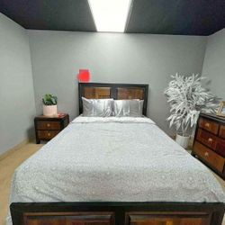 ♨️Patra Acacia/Walnut Bedroom Set
Furniture of America$20 Down Payment and delivery available 