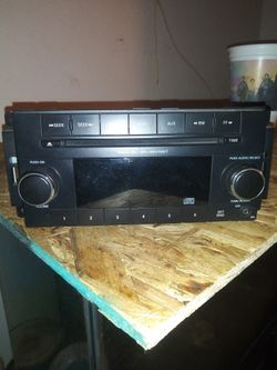 Factory Stereo For 08-12. Dodge Avenger