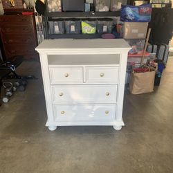 Restored White Wooden Dresser with Gold Knobs – Elegant & Sturdy