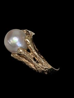 Gold pearl ring #32613