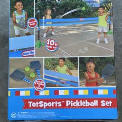 LITTLE LIKES PICKLEBALL SET