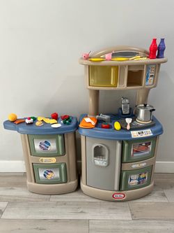 Little Tikes Kids Play Kitchen Set with Accessories