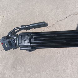Calumet Tripod 
