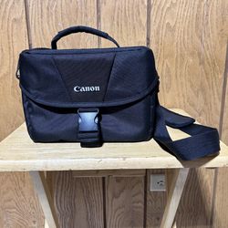Canon EOS Shoulder Bag 200ES Black Camera Accessory Padded Adjustable Strap