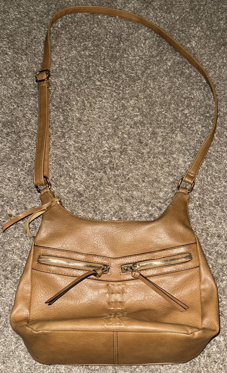 Smooth Zipper Hobo Bag