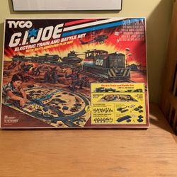 GI JOE ELECTRIC TRAIN AND BATTLE SET