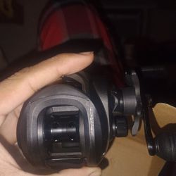Brand New Never Used Baitcaster  (No Pole)