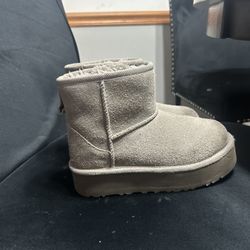 Kids Uggs 