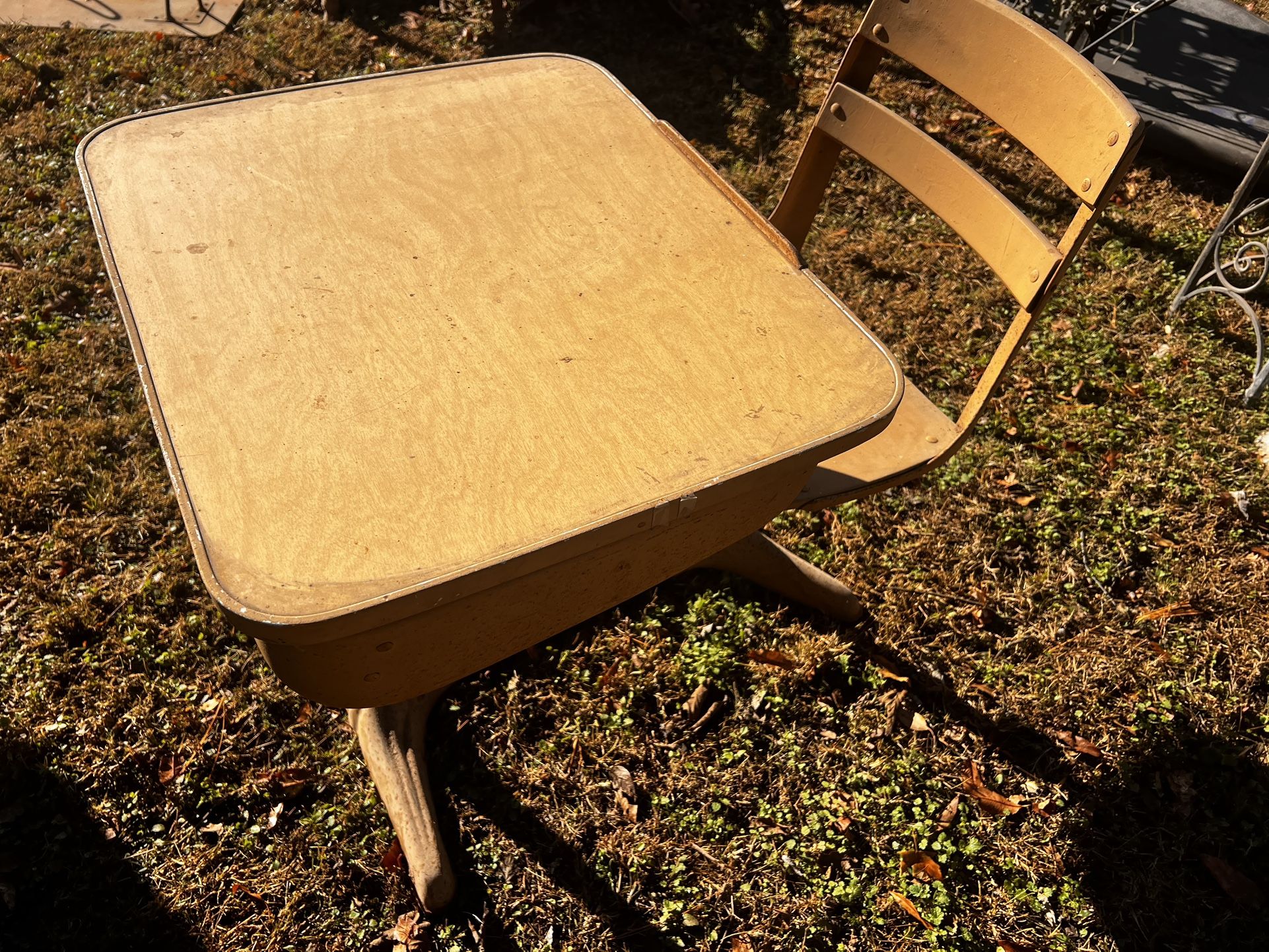 Rare All-Metal Vintage School Desk – Industrial Collectible 