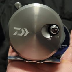 Daiwa Saltiga 35n Sj Lefty Like New