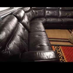 SECTIONAL GENUINE LEATHER RECLINER ELECTRIC BLACK COLOR.. DELIVERY SERVICE AVAILABLE 💥✅🚛