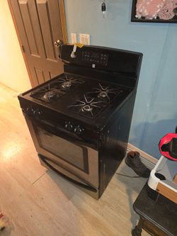 Gas stove