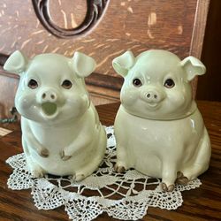 Vintage Mid Century Pig Themed Creamer & Sugar Bowl Set — Japan