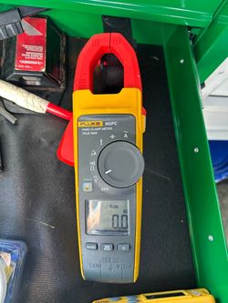 Fluke multimeter