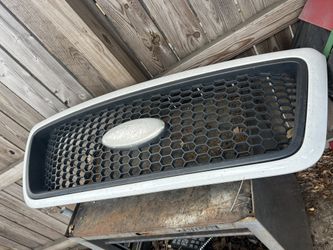 06-09 F150 Grill