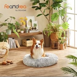 Dog Bed, Cat Bed, Soft Plush Surface