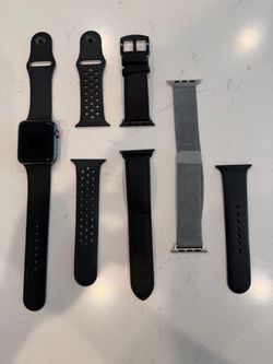 Apple Watch Series 3 42mm GPS + Cellular + Extra Bands