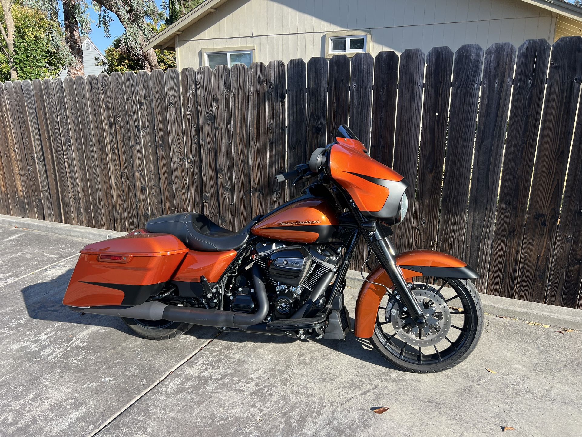 2019 Harley Davidson Street glide special