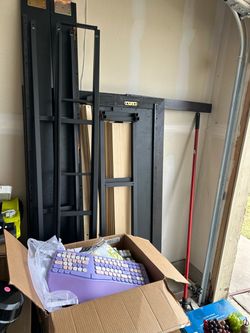 Headboard. Foot board w/ frame