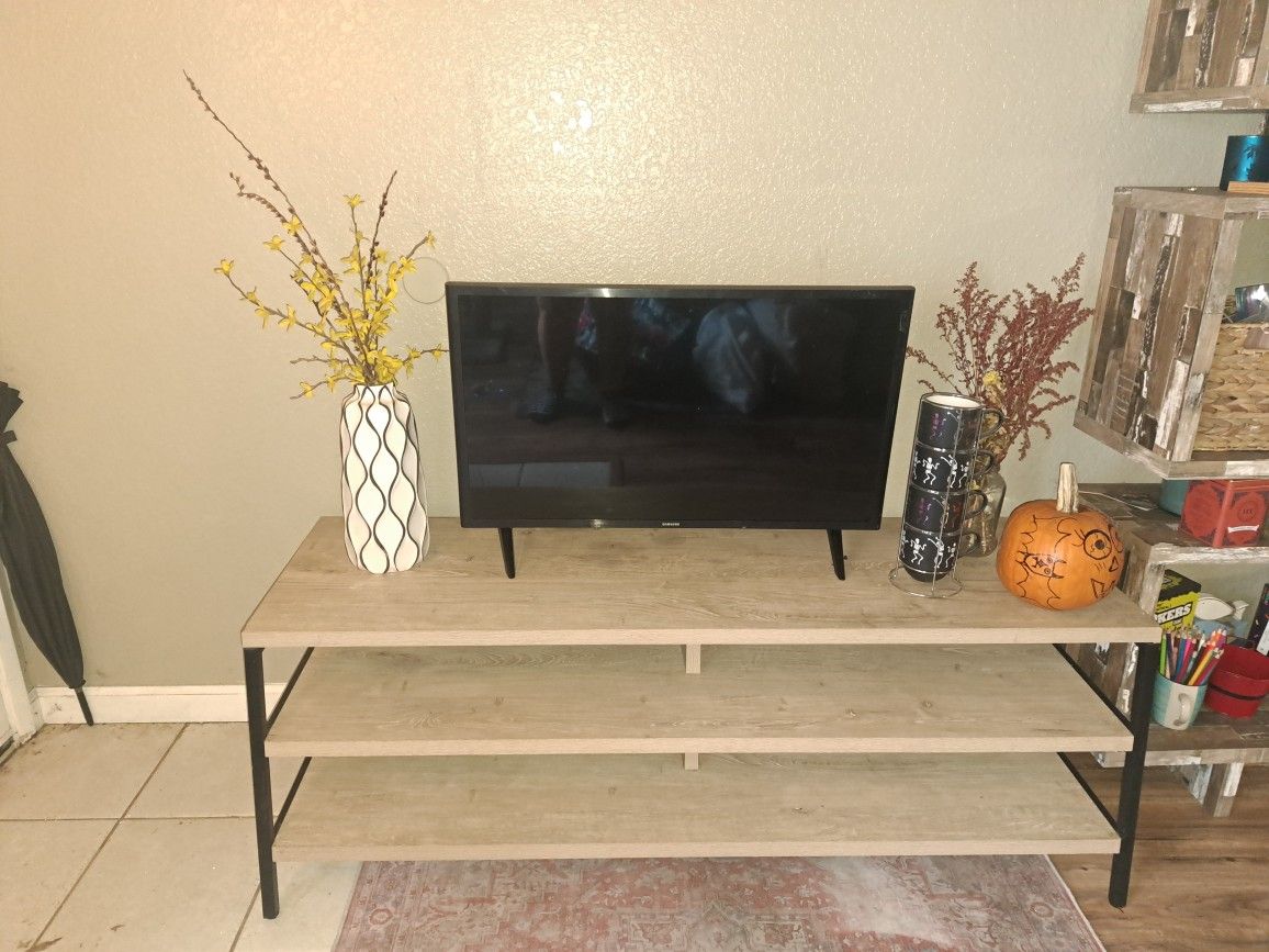 TV. Stand/shoe Bench/Rack