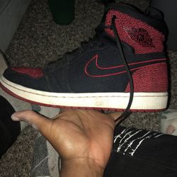 Jordan’s 1S Black and Red Knitted Edition 