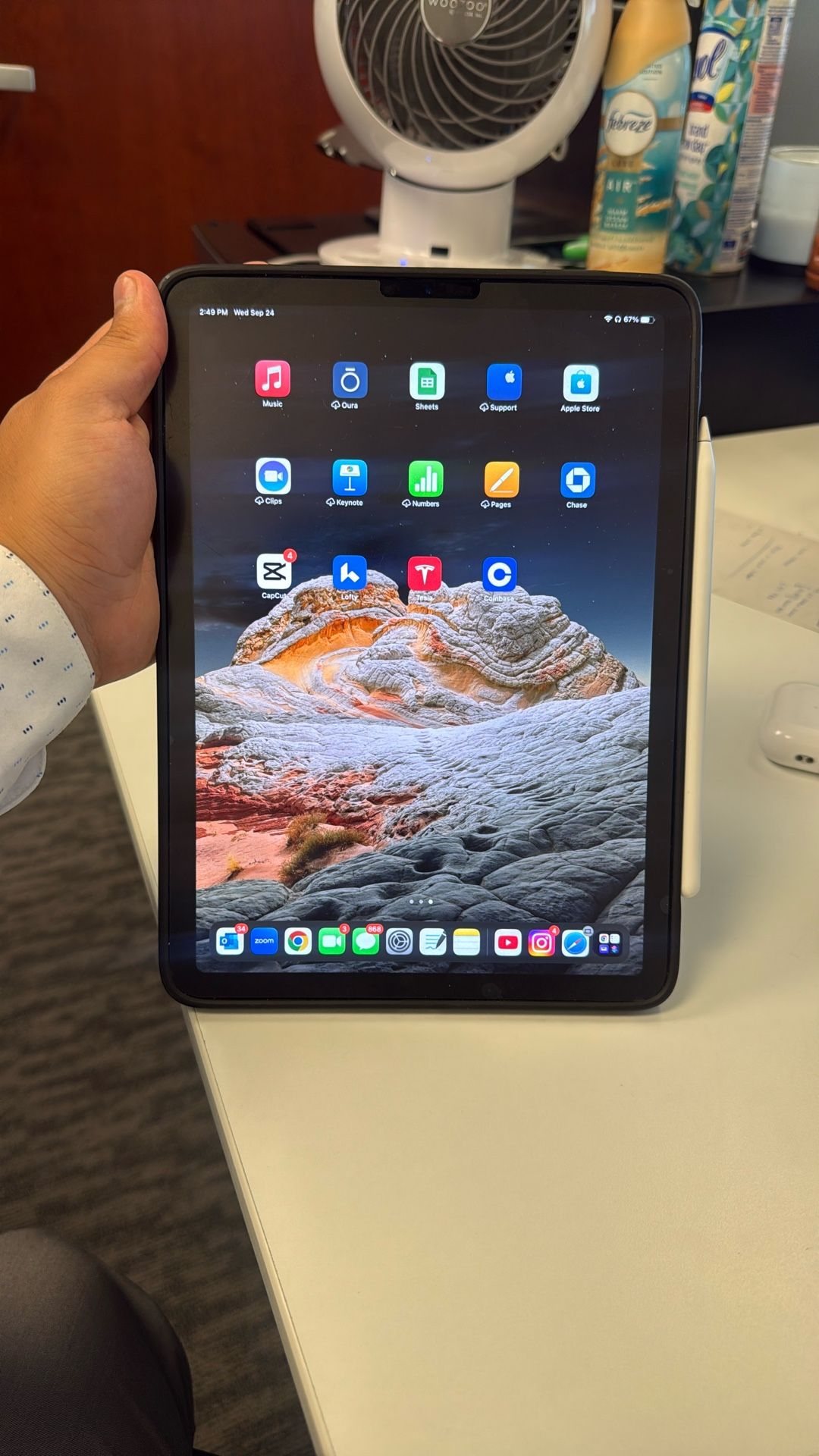 IPad With Apple Pen 