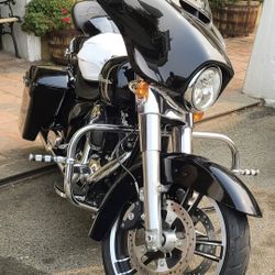 2014 HARLEY DAVIDSON STREET GLIDE 