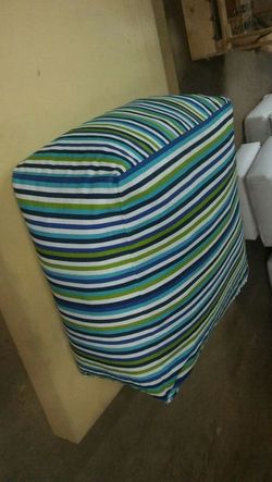 NEW!!!!. Beanbag cube ottoman