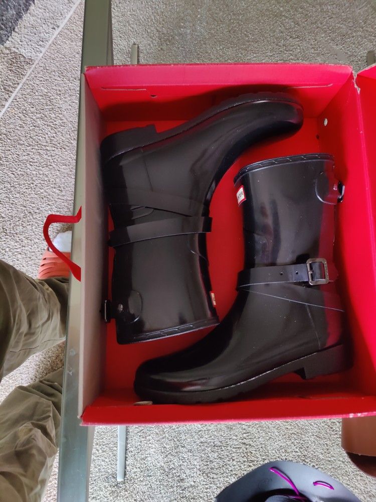 Women's Hunter Boots Brand New In The Box