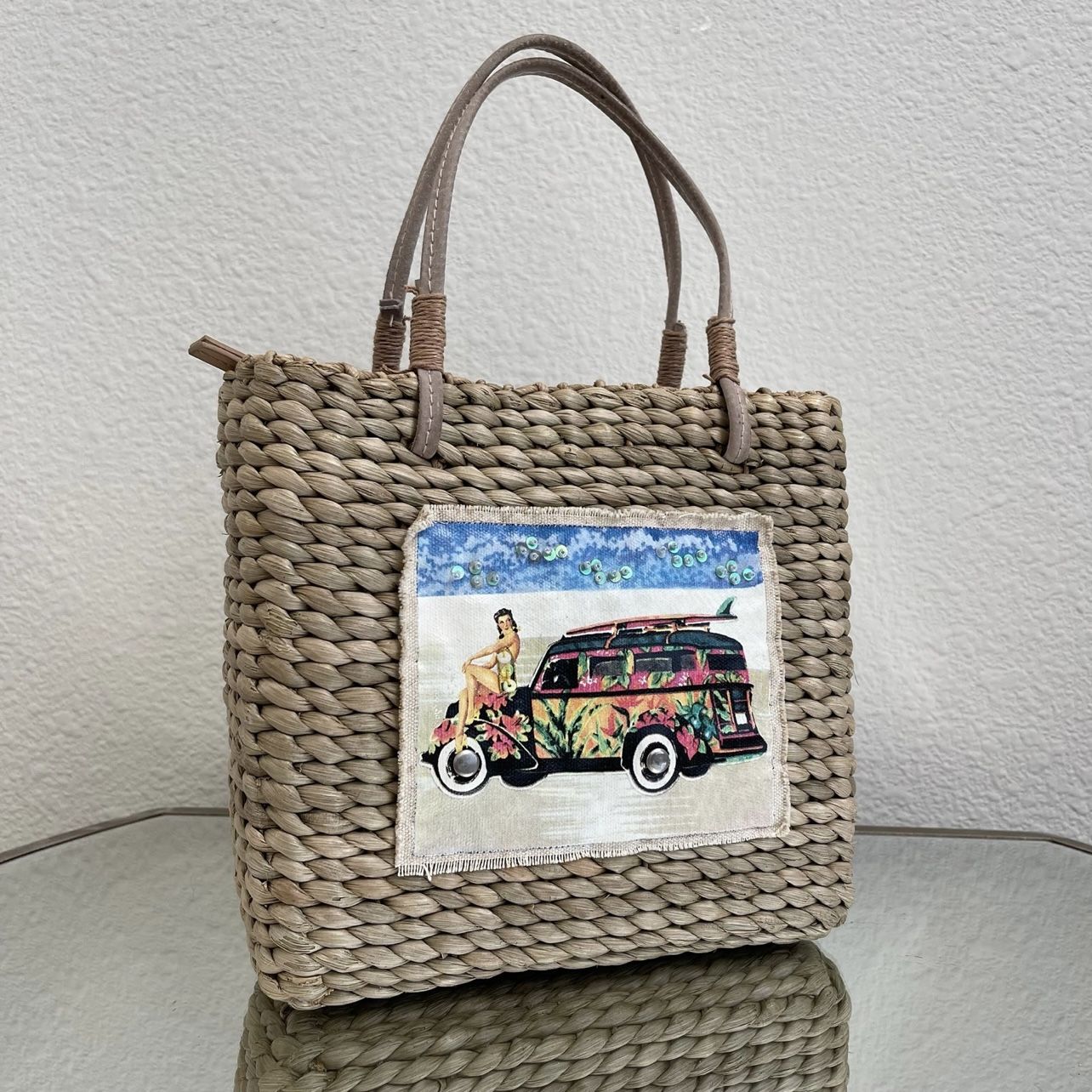 Vintage Y2K Beach Surf Volkswagen Bug Corn Husk Wicker Small Handbag Purse