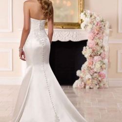 Never Worn Stella York Wedding Dress