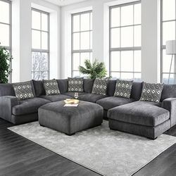 Brand New Gray Modular U- Sectional Sofa With Right Chaise