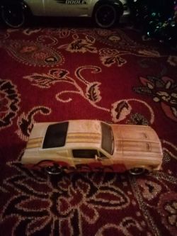 67-68. MUSTANG. 1/36 SCALE SLOT CAR E/ BRUSHES