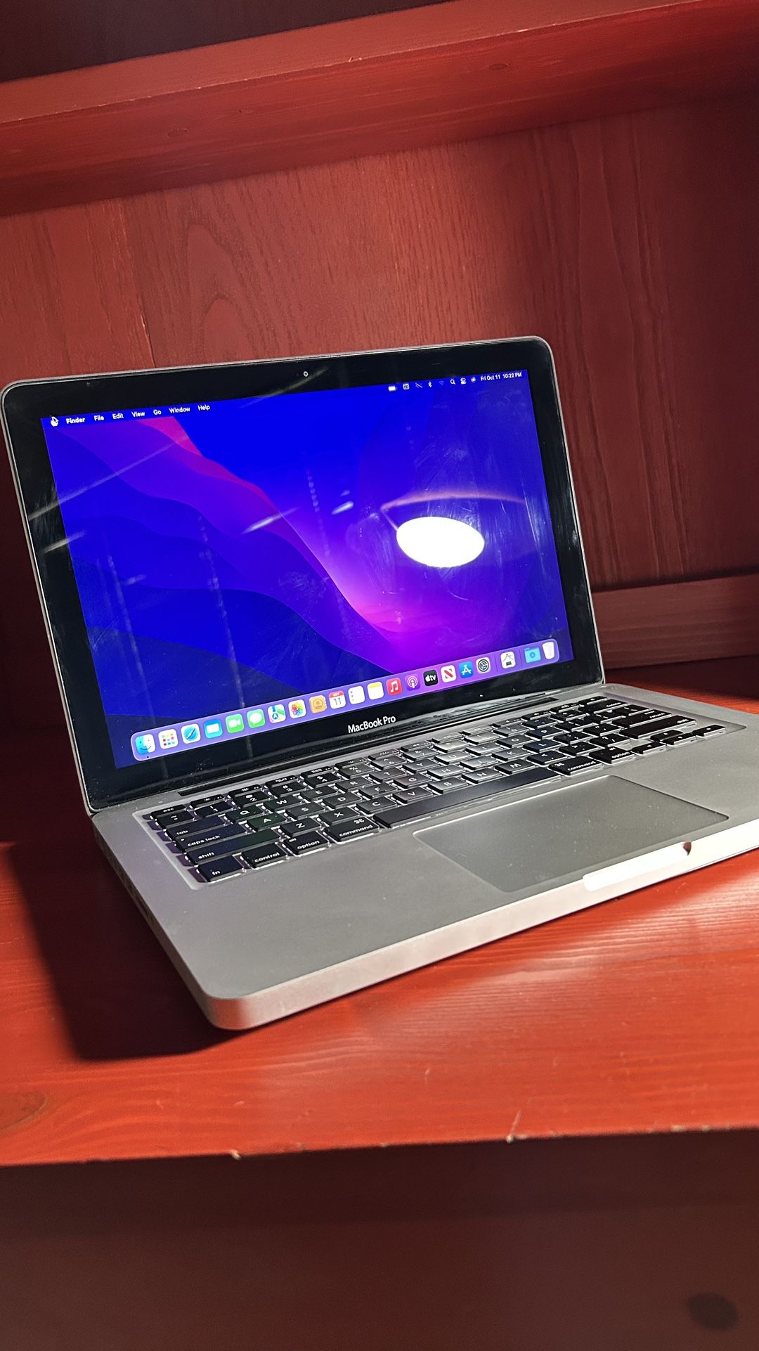 Apple MacBook Pro 13” I5/8GB/256GB SSD $140