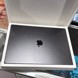 MacBook Pro 16inch M3 Pro 18gb 512ssd 2024 