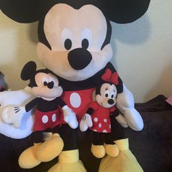 Large Mickey Mouse With Mickey And Minnie ( Over 3 Feet Tall)