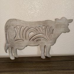 Farmhouse Cow Wooden Hanging Decor
