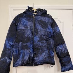 Off-White Puffer Jacket Size L
