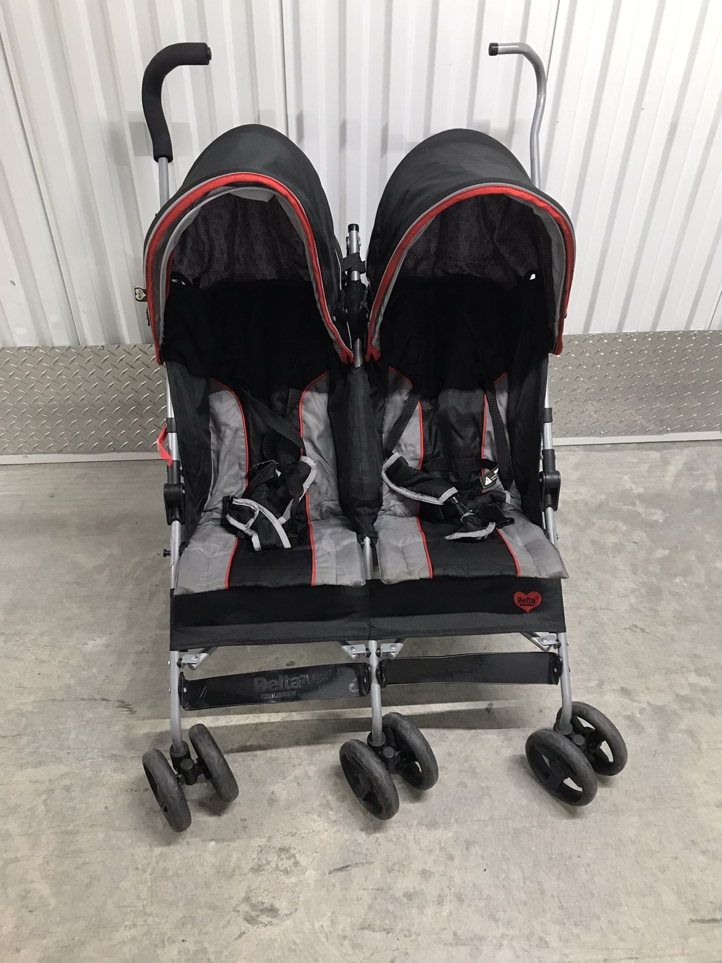  Double stroller
