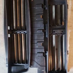 Ford Fusion Radiator Grille Shutter