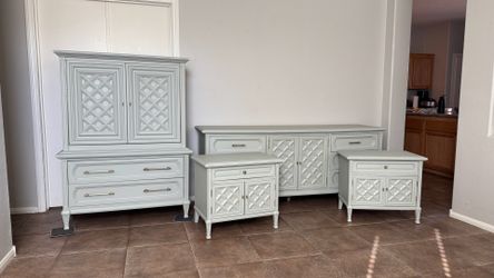Beautiful Bedroom Set