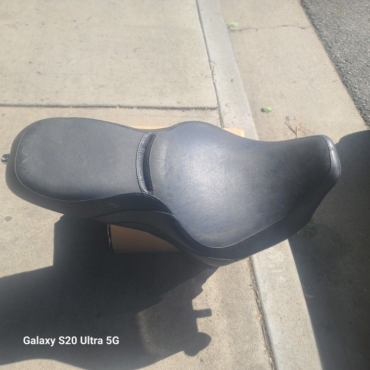 MOTORCYLE SEAT ONLY $100