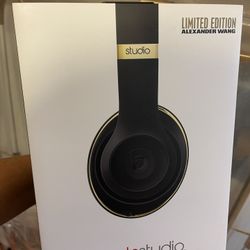 Beats By Dre Alexander Wang Limited Edition Studio Wireless Earphones 