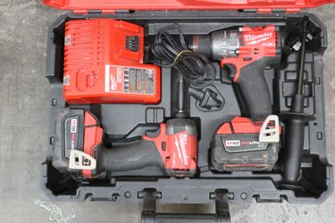 MILWAUKEE 3697-22 M18 FUEL 18V CORDLESS 2-TOOL COMBO KIT W/ 2 BATTERIES