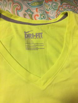 Women’s Running shirt dri- fit, Large