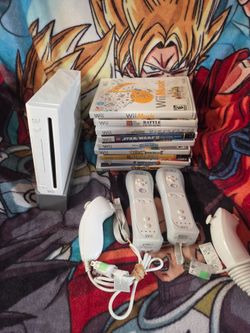 White Nintendo Wii Console Bundle
