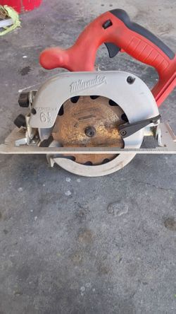 Cordless saw